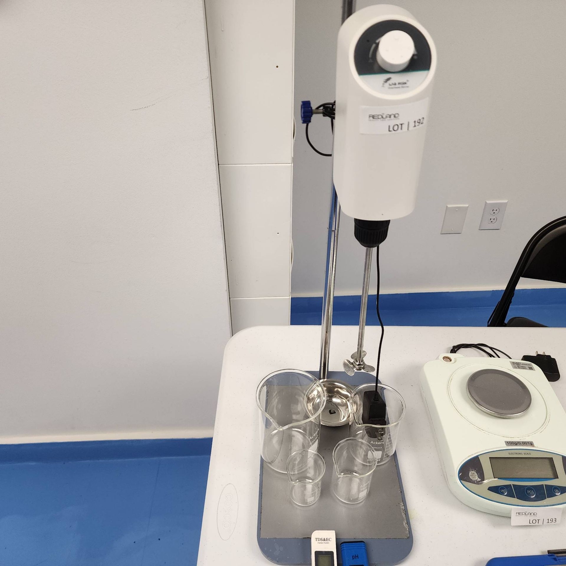 Lot 192 - Lab Fish Overhead Stirrer and Accessories
