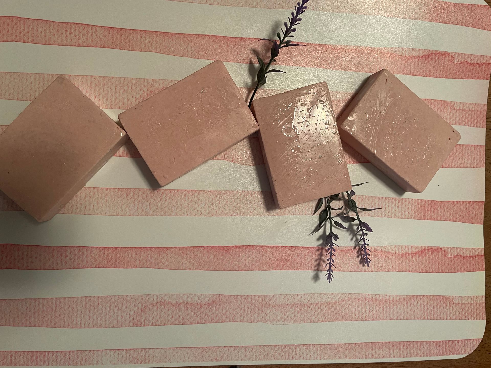 Calamine-Lavender-Tea tree