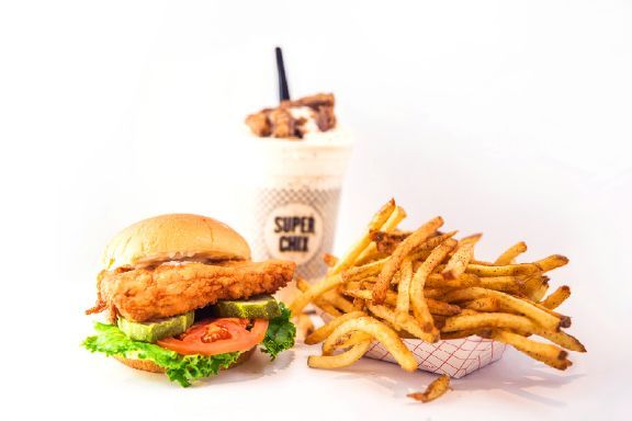 SUPER CHIX OPENS ITS 5TH WASHINGTON LOCATION