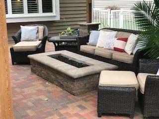 Fire Pits and Fireplaces 3