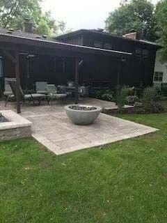 Outdoor Kitchens, Pergolas, and Pavilions 6