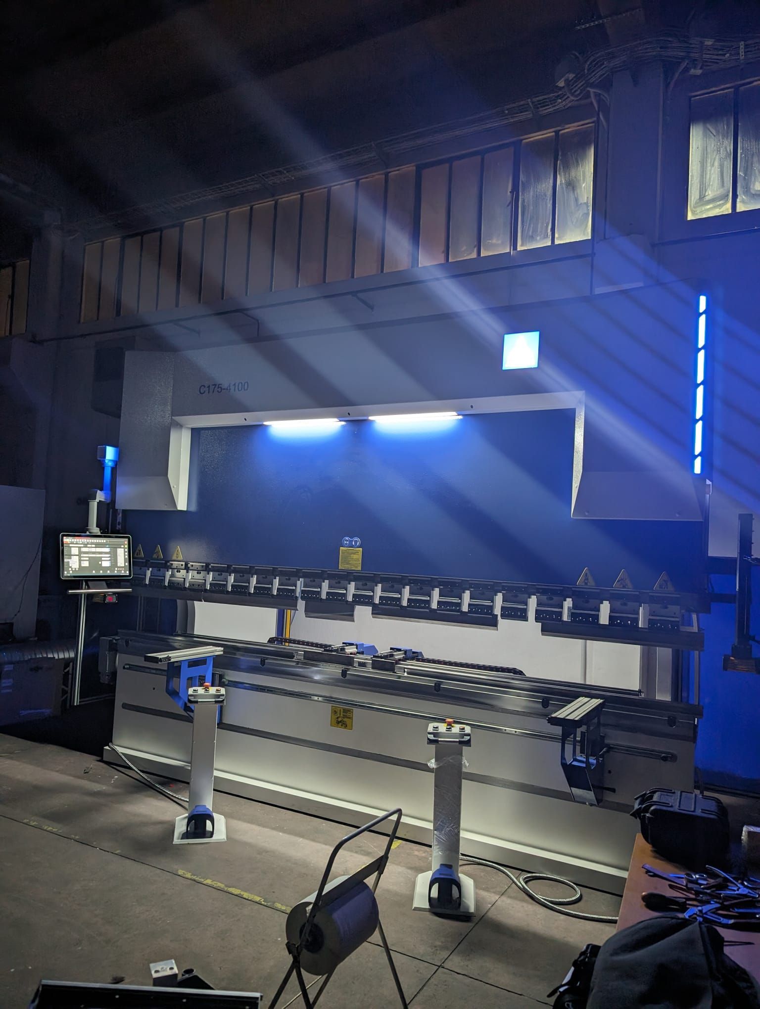 Pressa piegatrice Alpmac