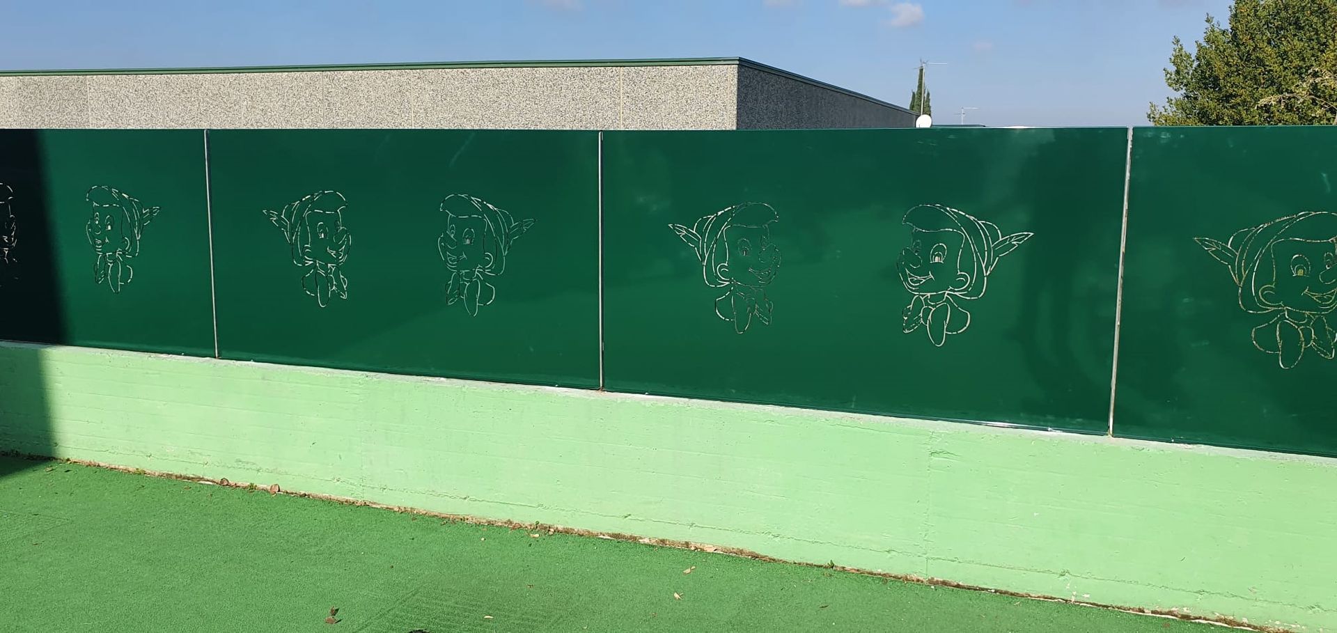 lavorazione personalizzata recinzione asilo