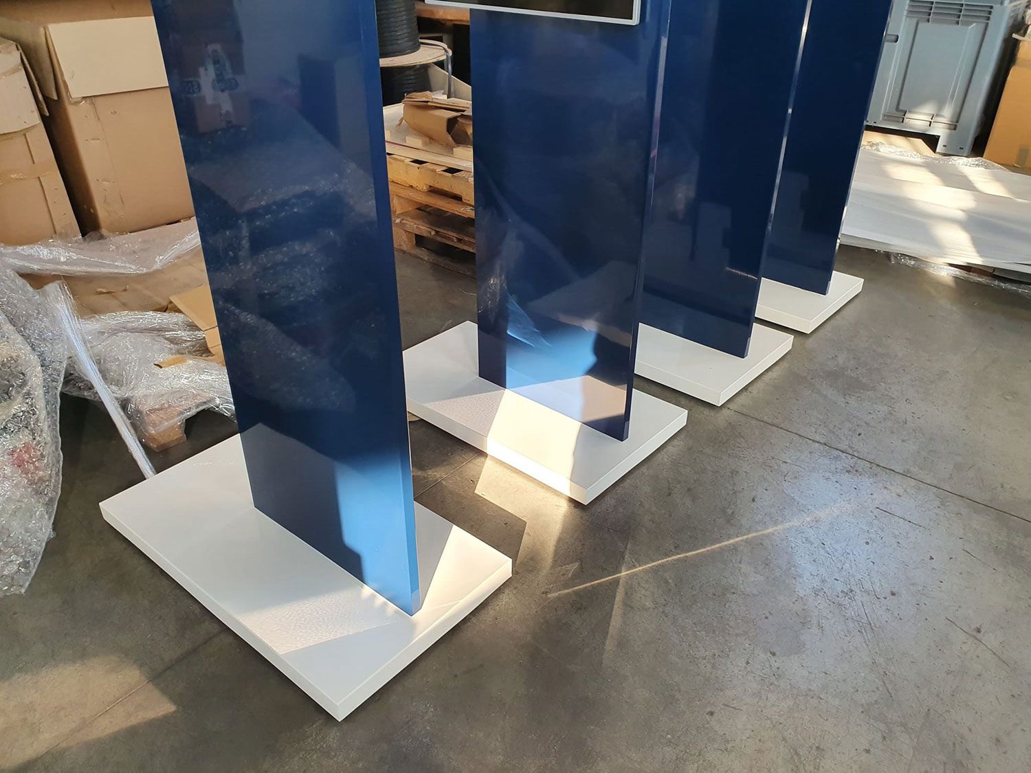 porta monitor slim 01