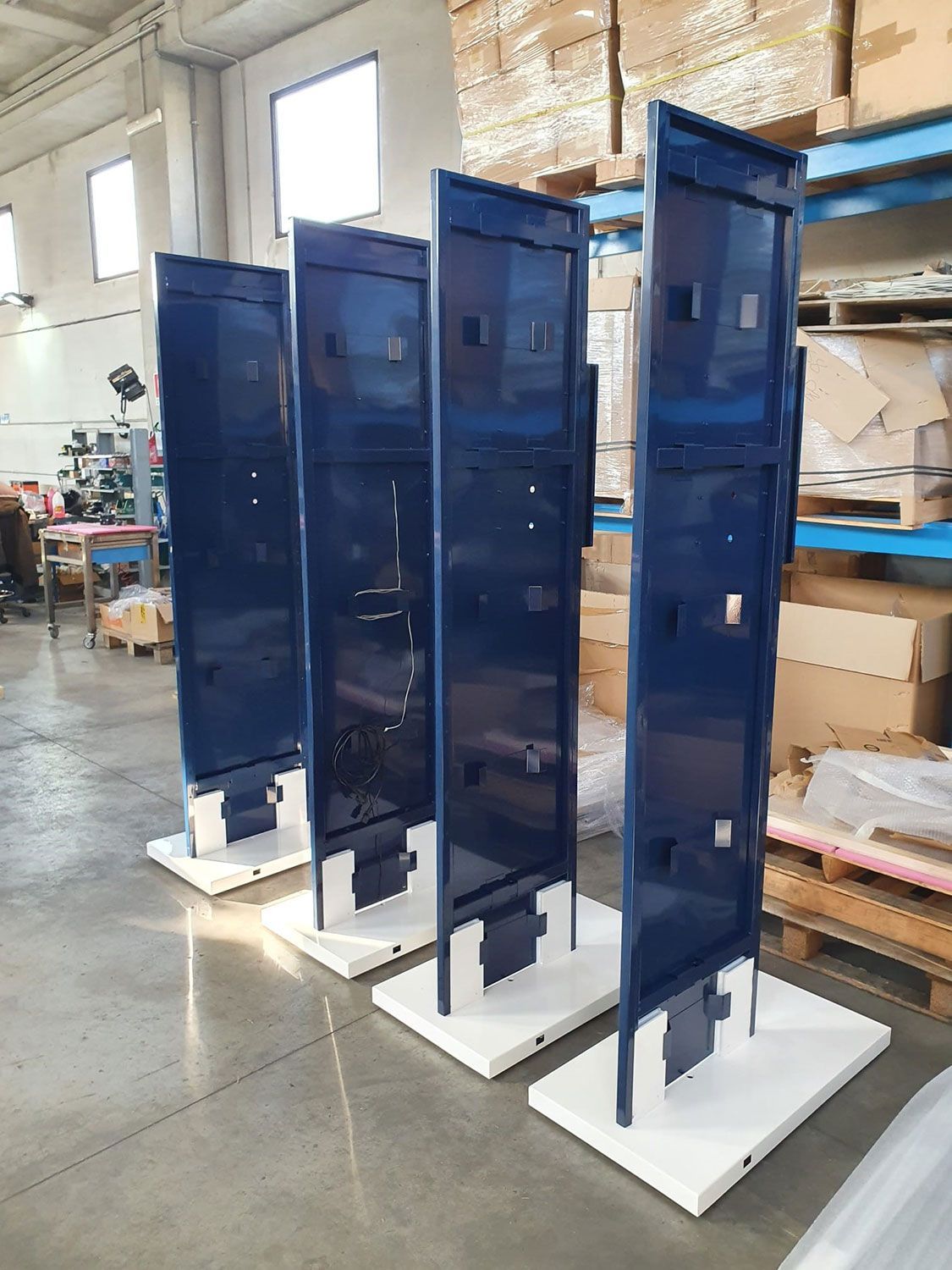 porta monitor slim 02