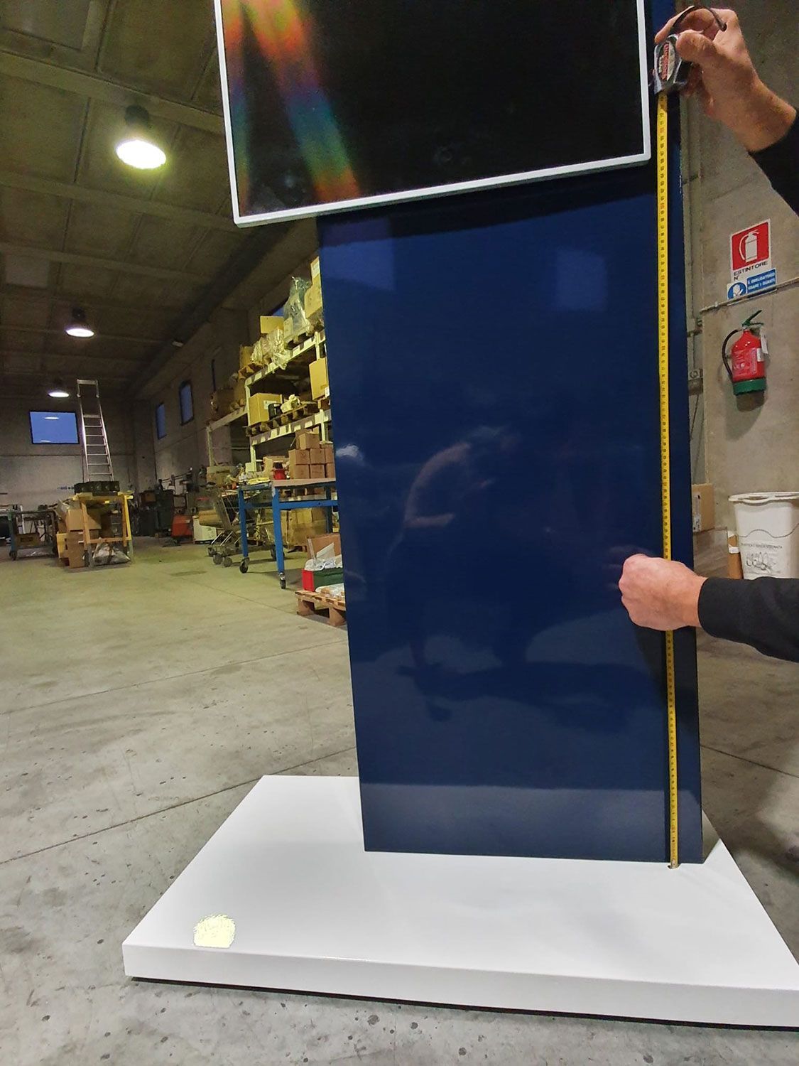 porta monitor slim 07