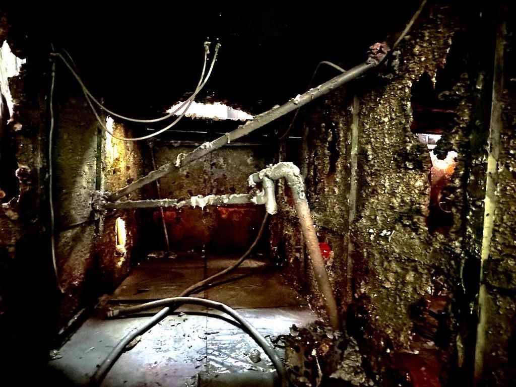 scenografia stiva di una nave 08