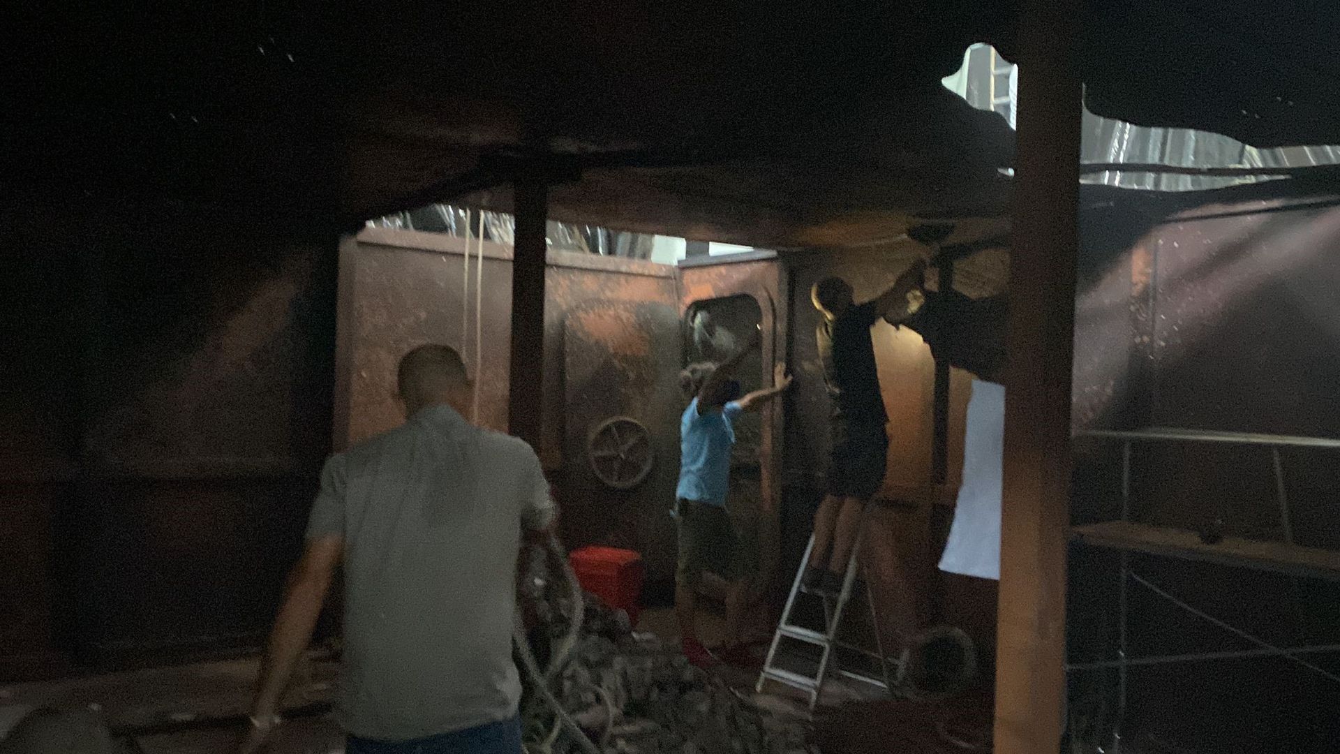 scenografia stiva di una nave 11