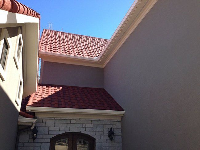 Roof with Gutter — Hot Springs, AR — Southern Insulation & Gutters Inc