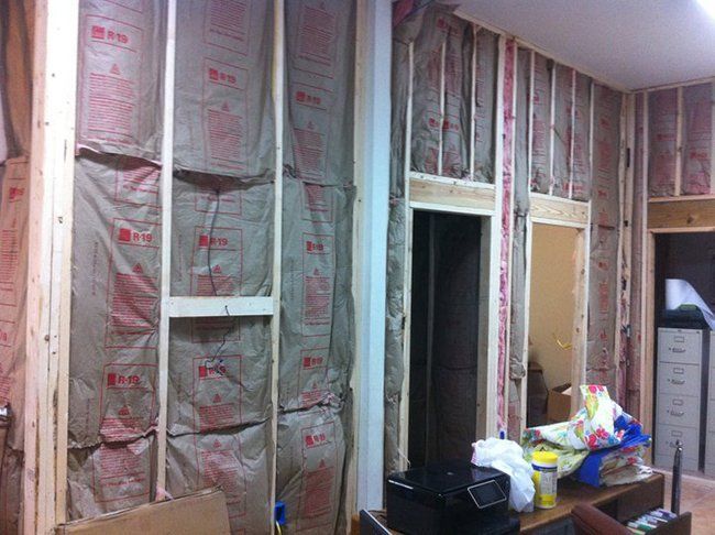 AR — Installing Insulation on Wall in Hot Springs, AR