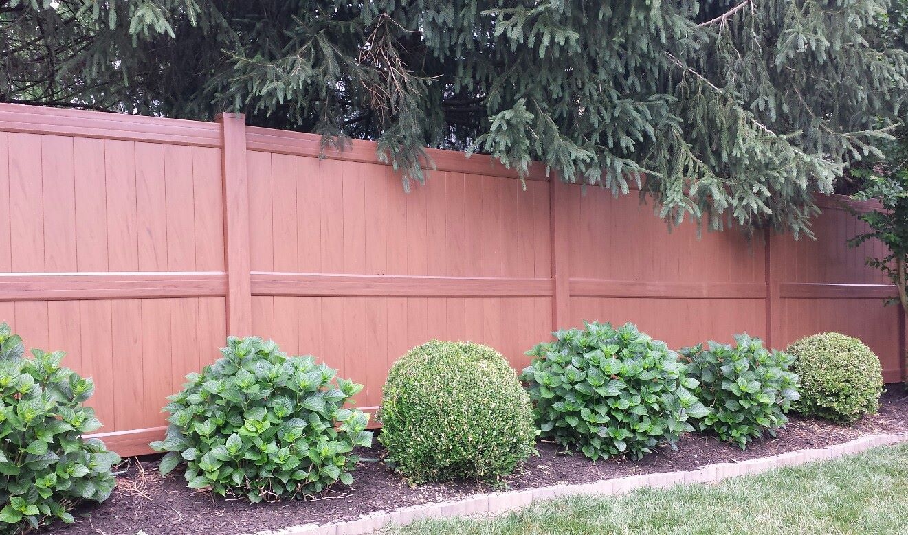 Fencing Bowling Green, KY Newcastle Fence