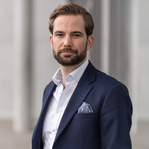 Max Stern, Director Commercial