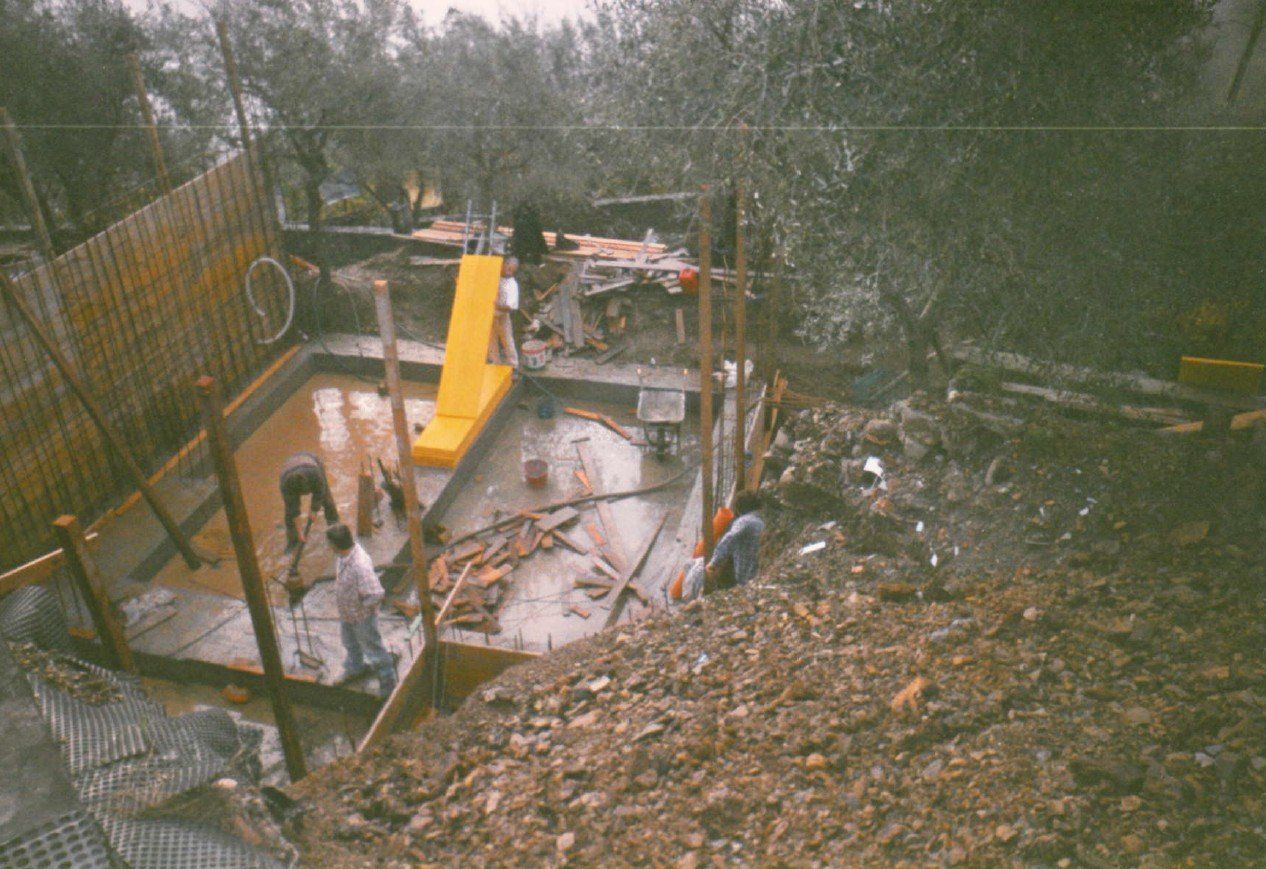 Casa in costruzione su un pendio