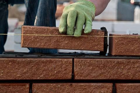 building construction using bricks