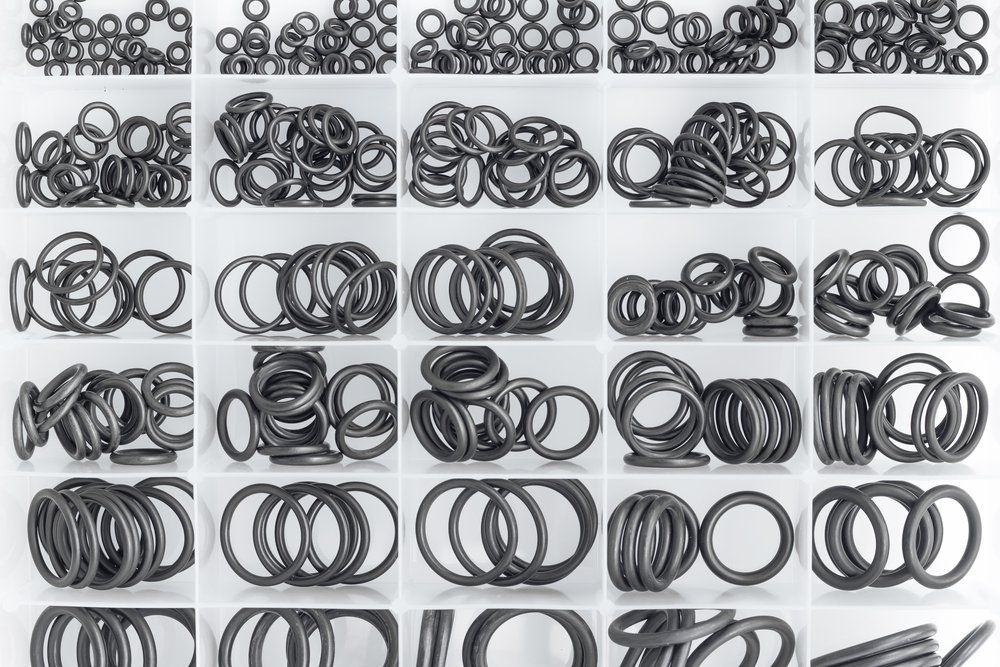 Dieses Set enthält viele verschiedene Arten von O-Ringen.
