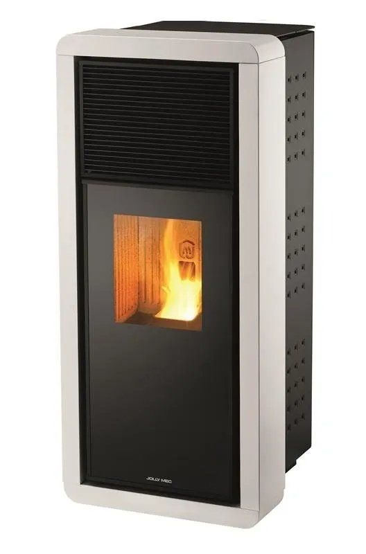 stufa a pellet nera con bordo bianco