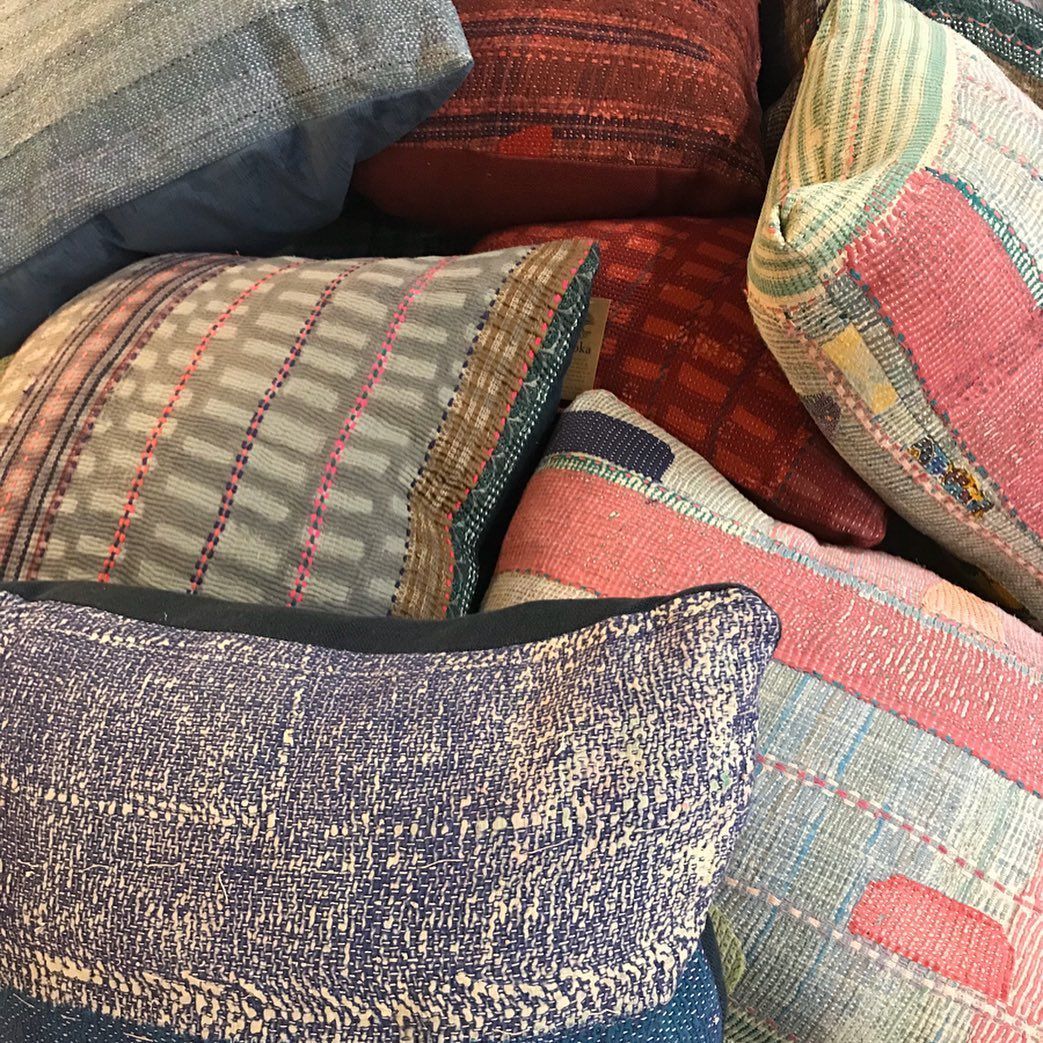 Custom pillows for sale at Eagles' Rest Natural Mattresses and Furniture inLawrence, Kansas.