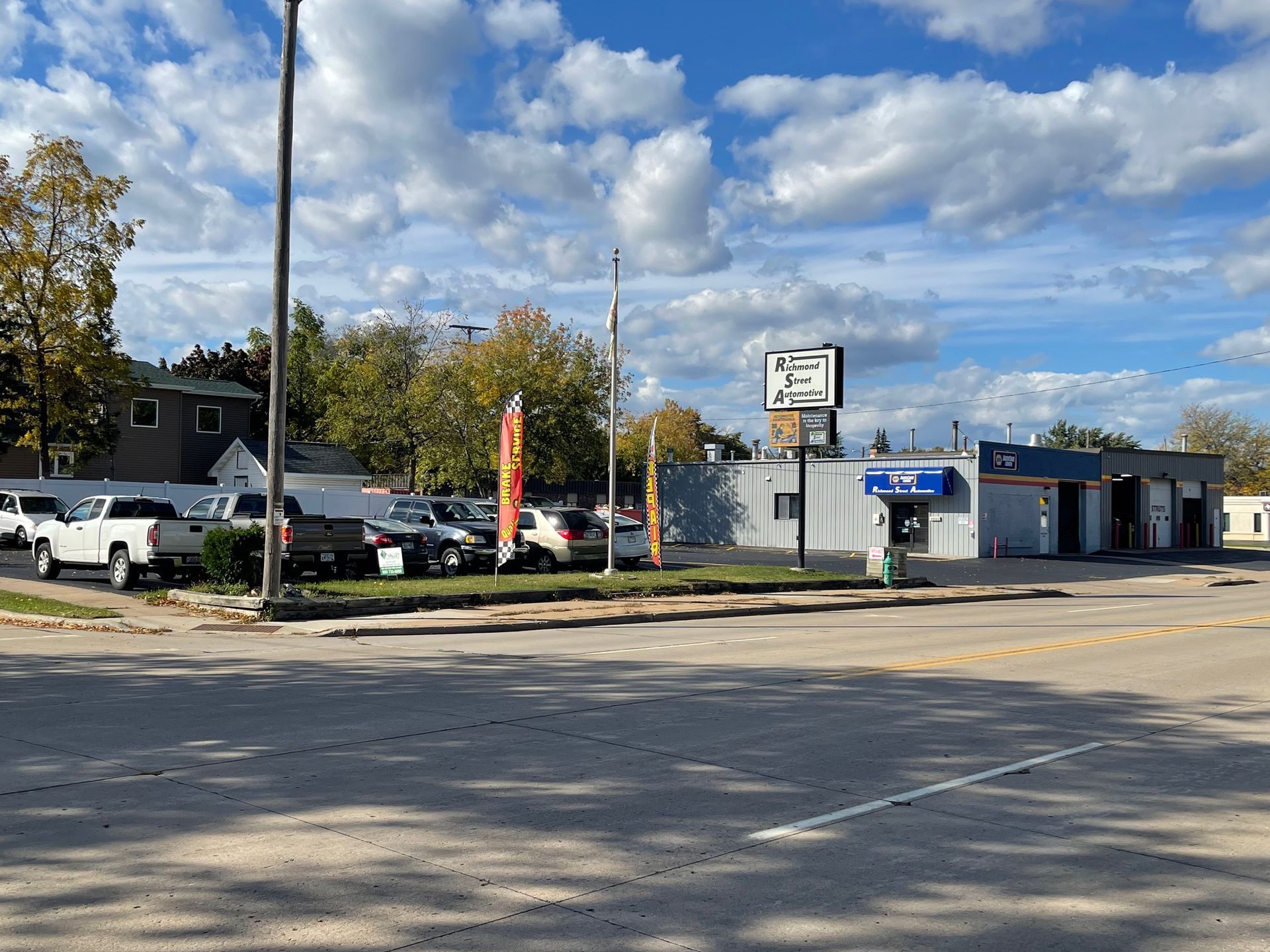 Shop Exterior | Richmond Street Automotive