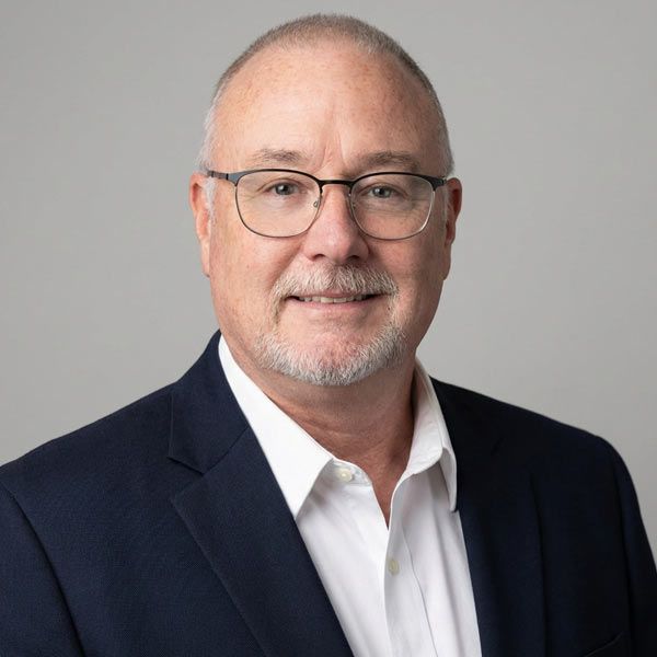 Contact Robert Pineau, LMT for a Free Shoulder Pain Massage Therapy Consultation in Ronkonkoma, Suffolk County