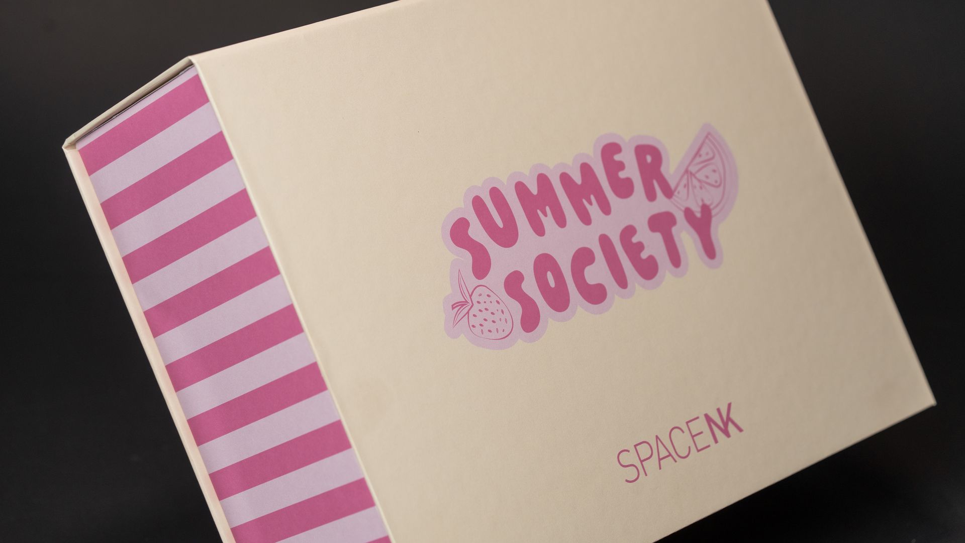 soft close spacenk influencer gift box.