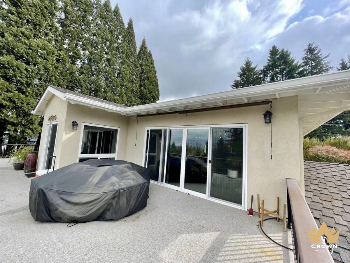 Before Crown Patio Covers installed a double Patio Cover in Sherwood Oregon