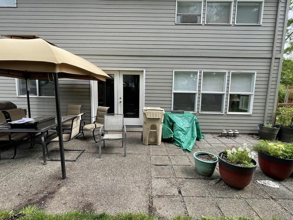 Before Crown Installed a Patio Cover in Wilsonville, OR