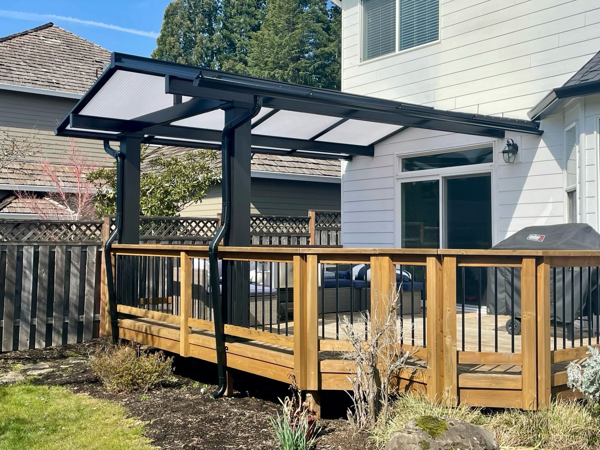 Patio Cover Built near Newberg by Crown Patio Covers