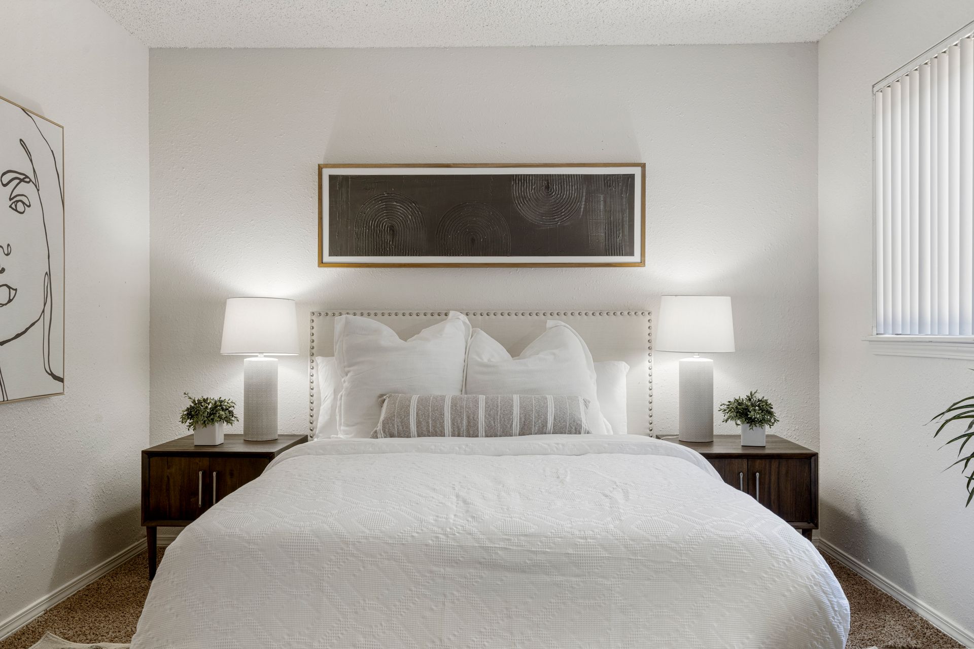 Deerfield Estates bed