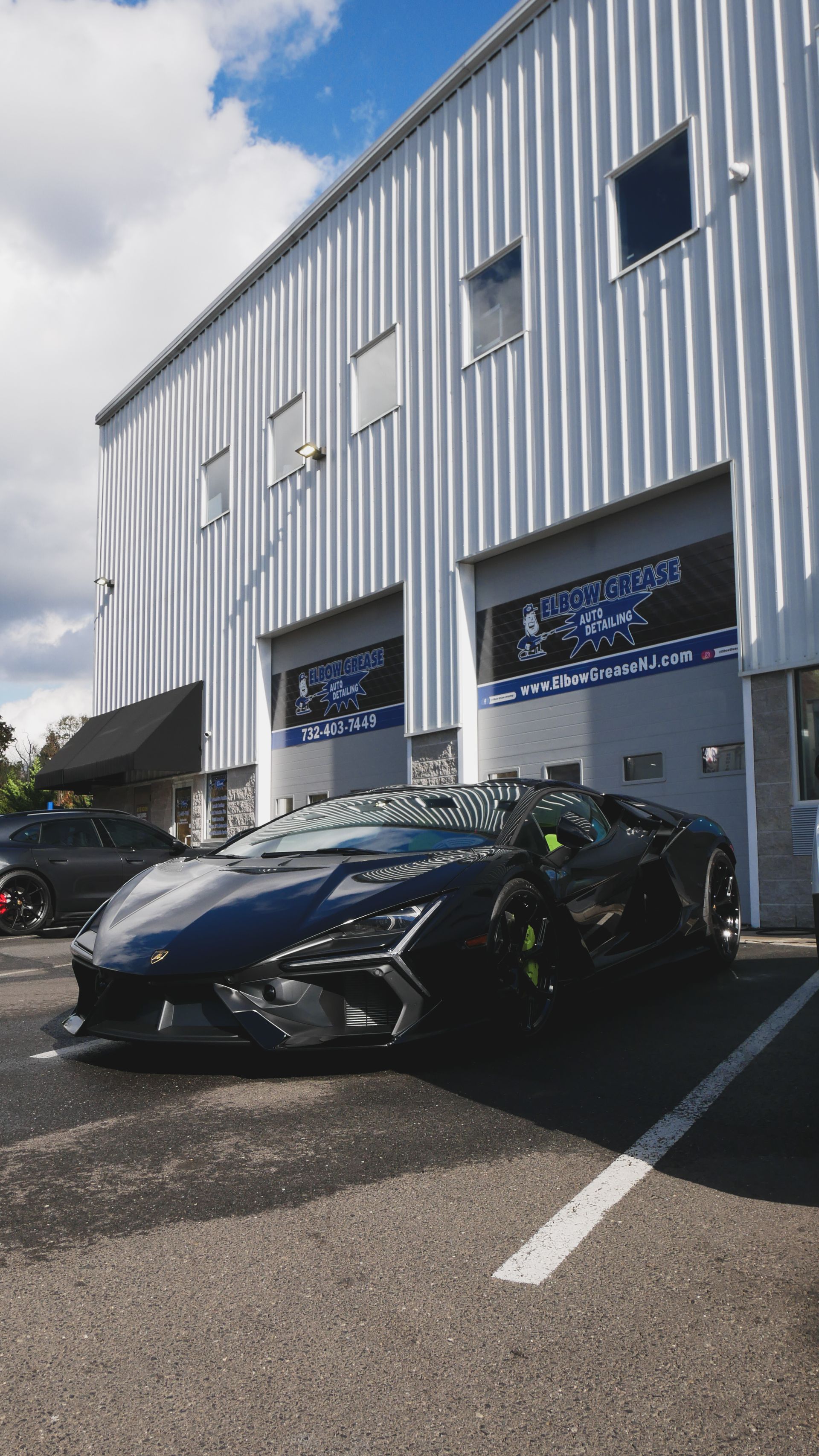 Top Benefits of Automotive Window Tinting Banner