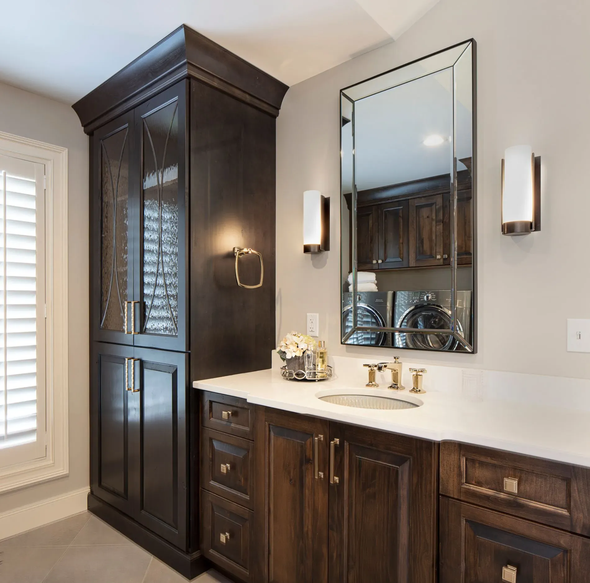 Bathroom mirror | St. Louis, MO | Perspective Cabinetry & Design