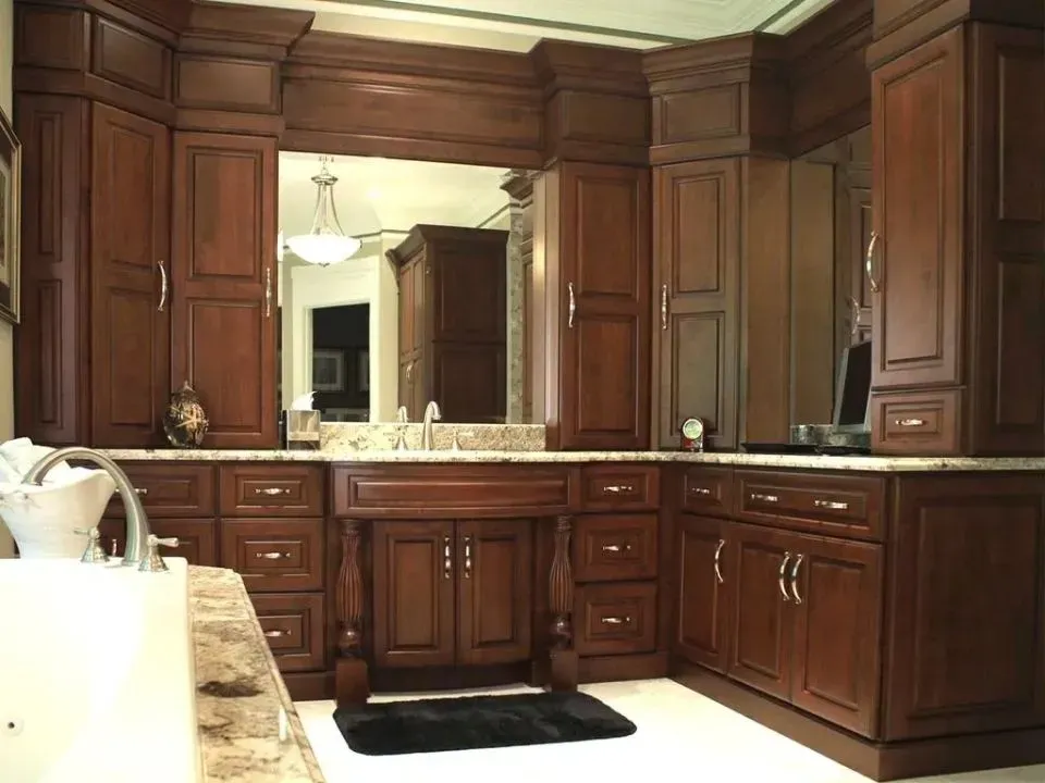 Bathroom with black rag | St. Louis, MO | Perspective Cabinetry & Design