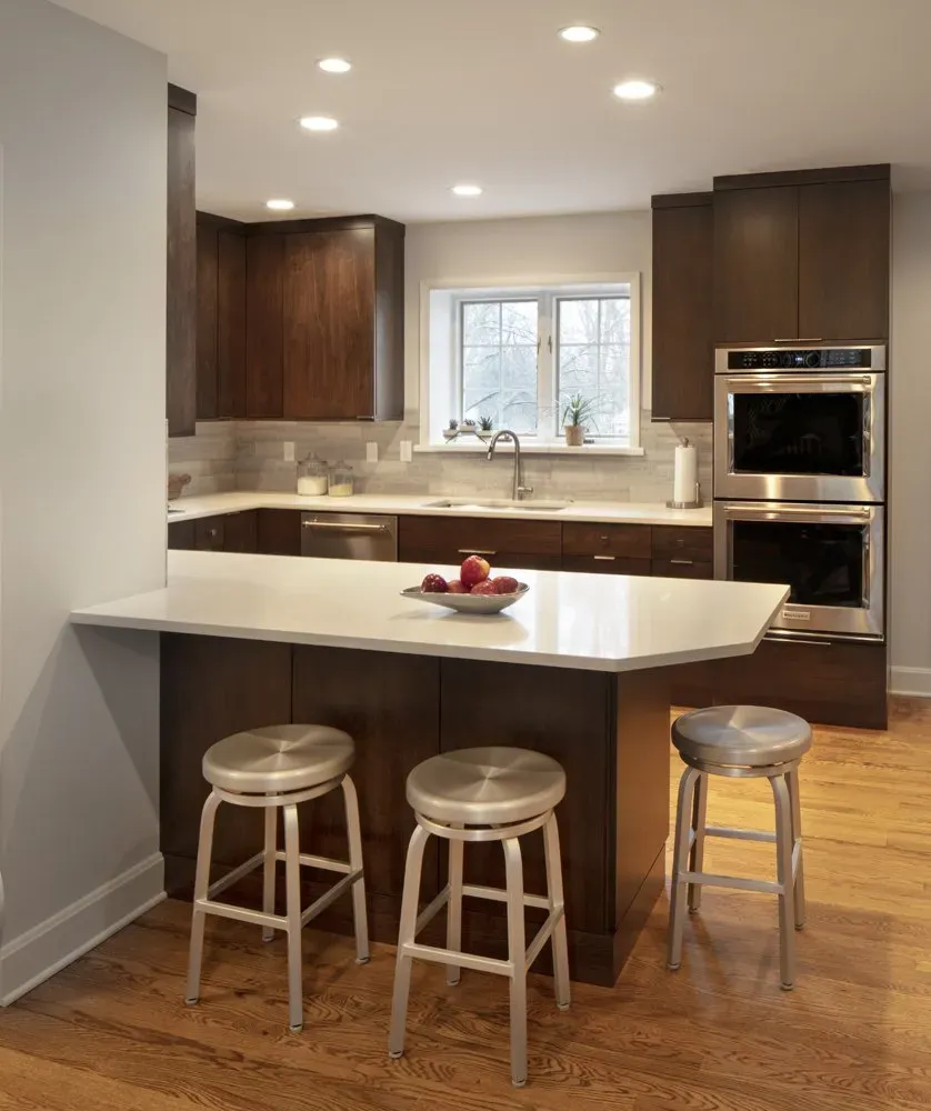 Countertop with apple | St. Louis, MO | Perspective Cabinetry & Design