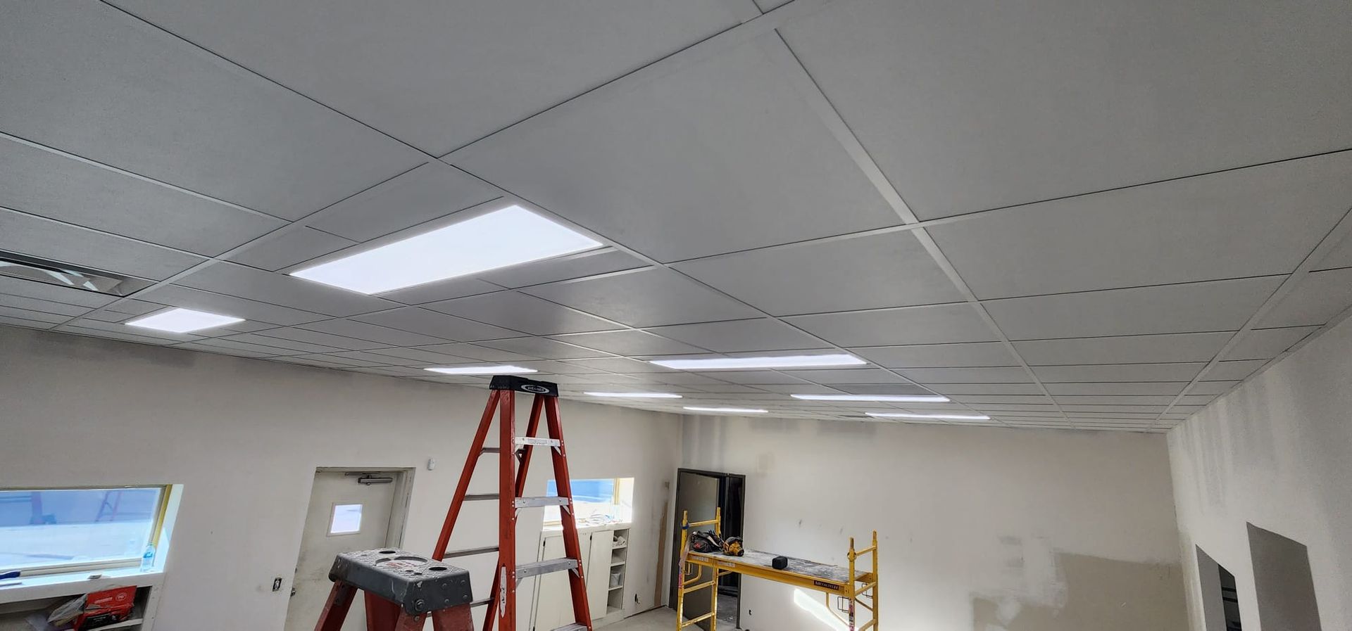 Ceiling grid of an office – Tulsa, OK - CS Remodeling