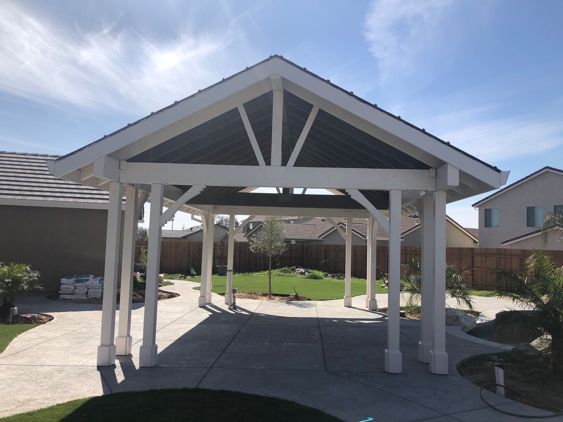 White patio cover area for entertaining