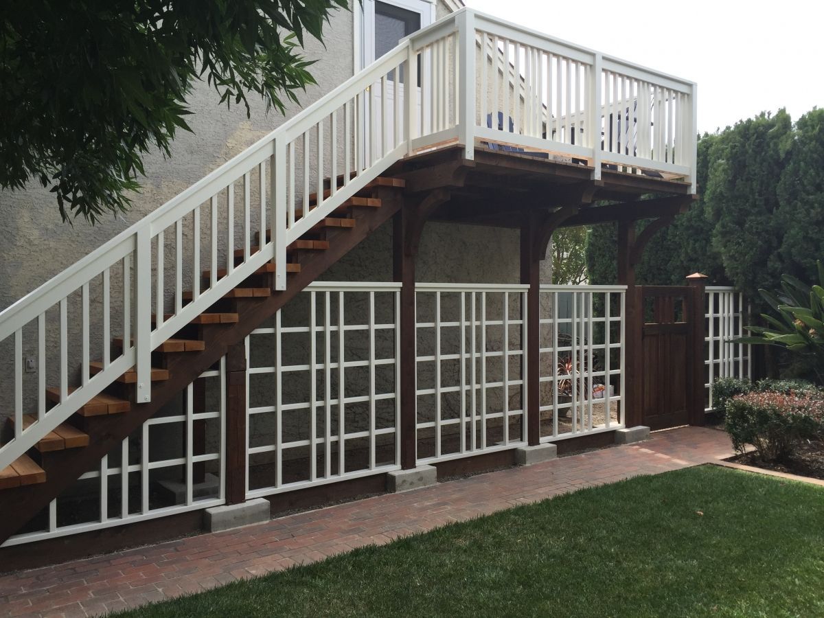 deck and posts built off second floor