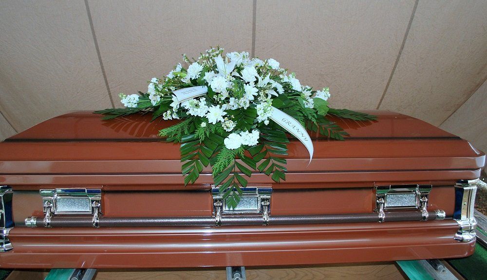 cassa funebre in noce