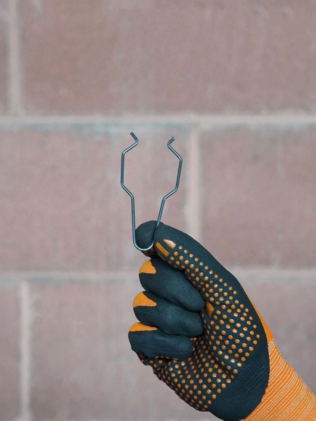 feltani reti, ganci metallici su misura, lavorazioni personalizzate