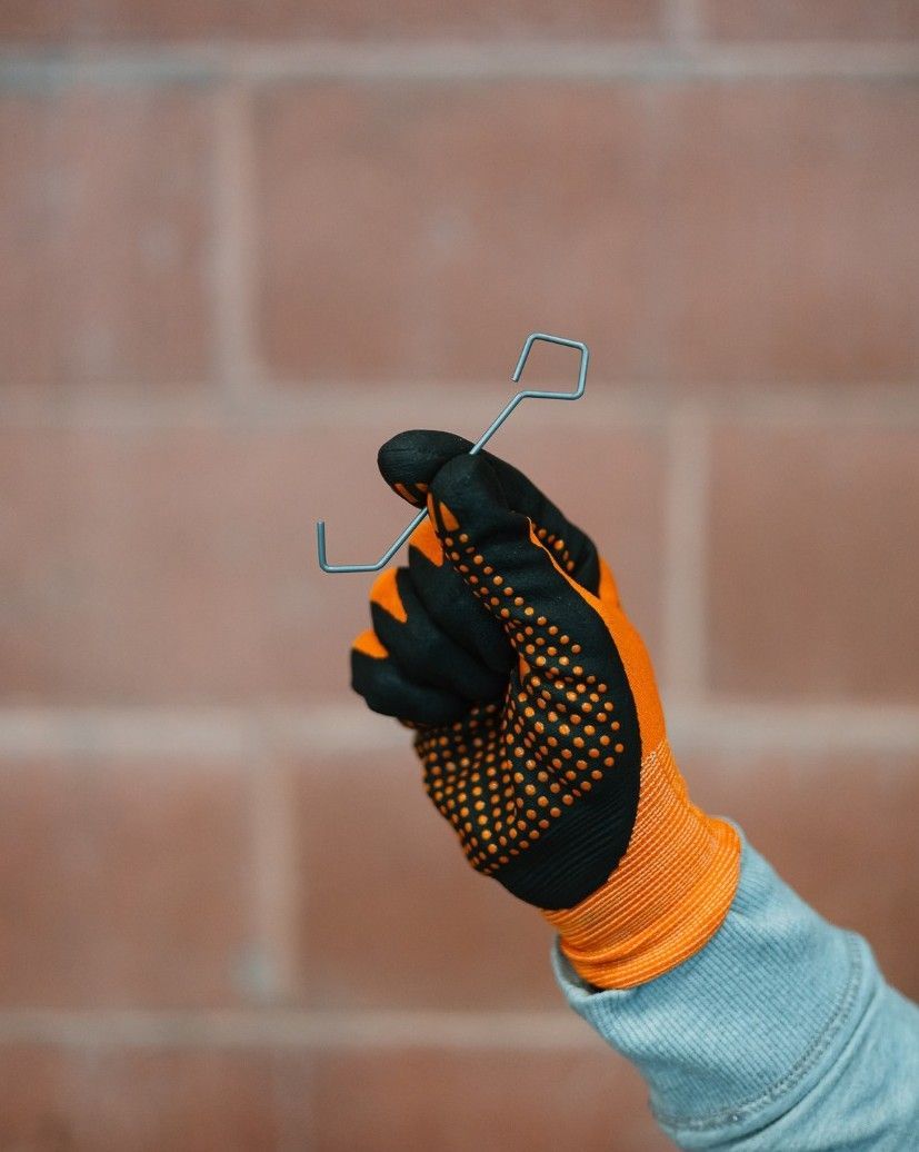 feltani reti, ganci metallici su misura, lavorazioni personalizzate