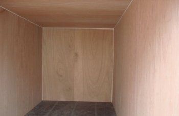 Ply lining in shipping containers