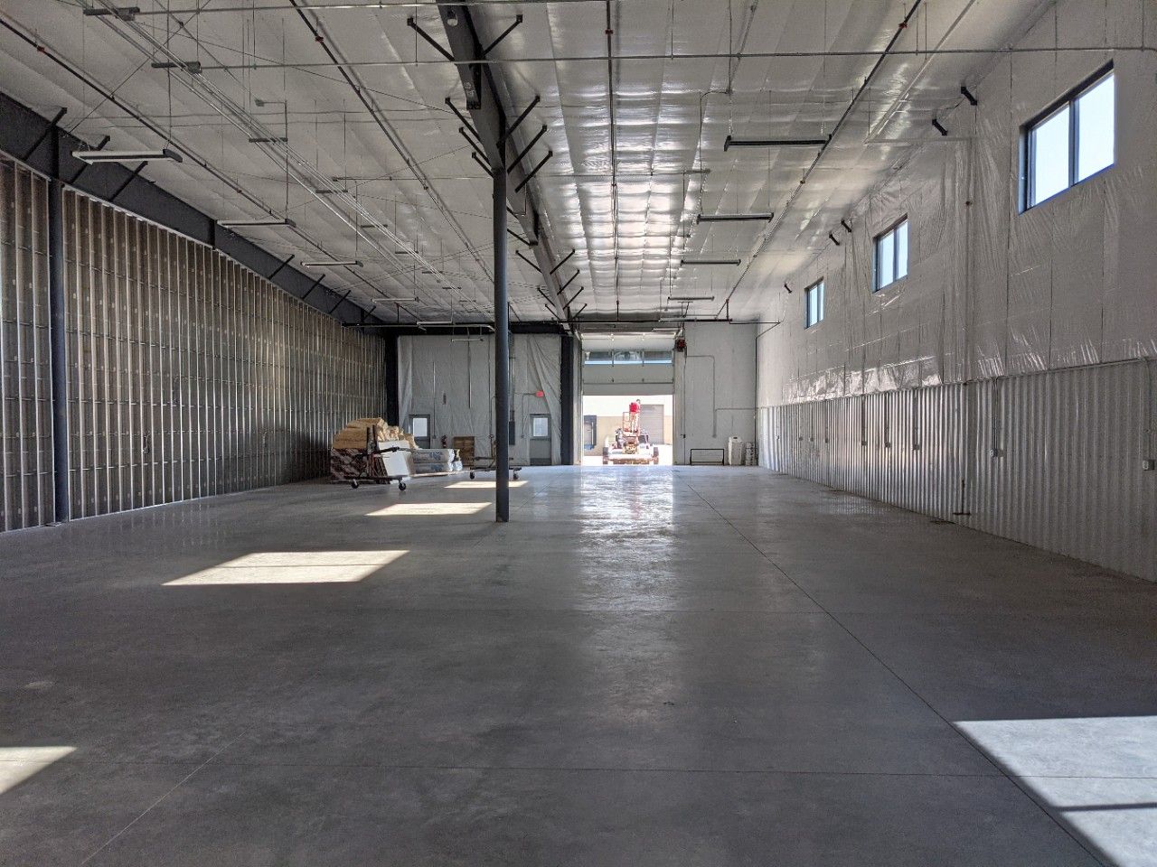 LSE - Light Industrial - USPS Windsor Annex