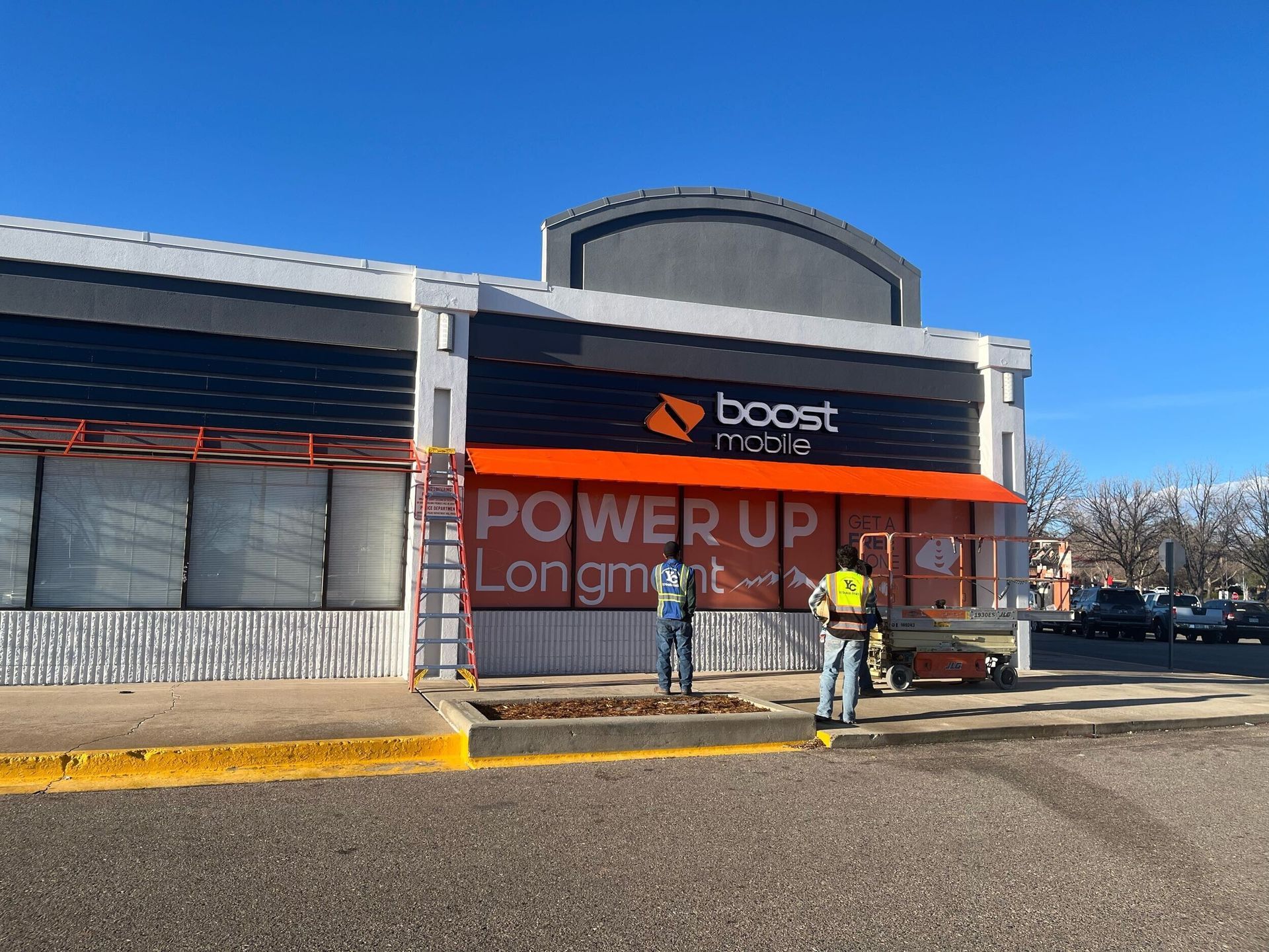 LSE - Shopping Centers & Retail - Horizon Park Shopping Center