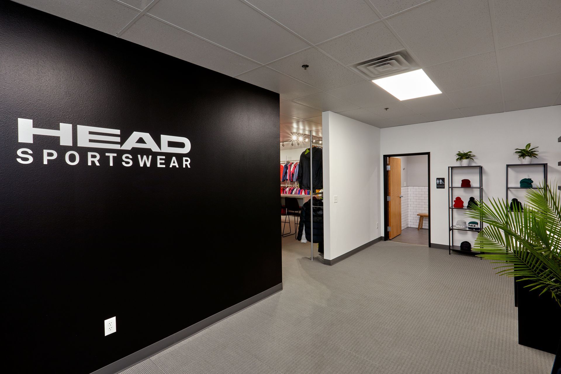 LSE - Shopping Centers & Retail - HEAD Sportswear - Boulder, CO