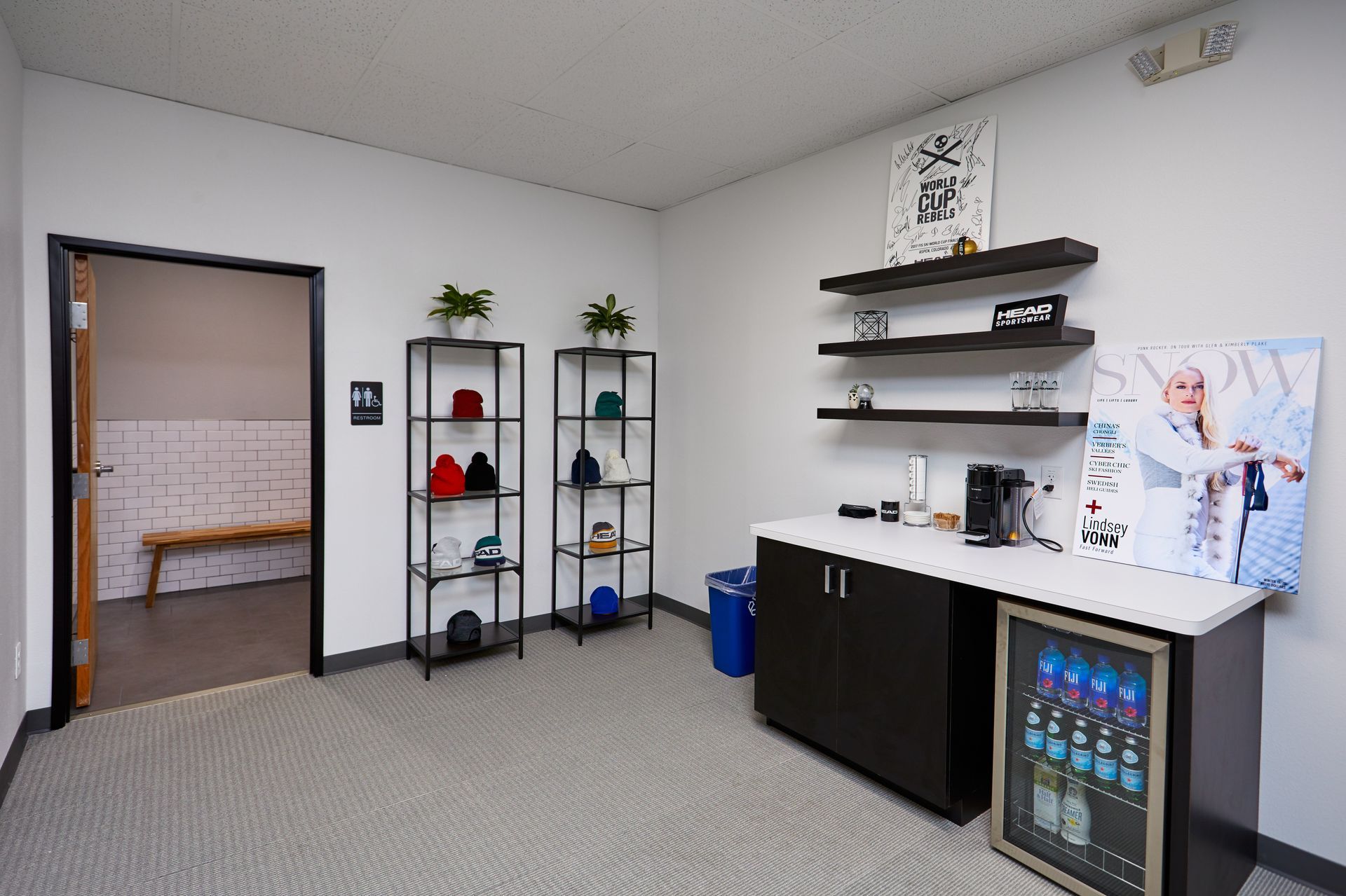 LSE - Shopping Centers & Retail - HEAD Sportswear - Boulder, CO