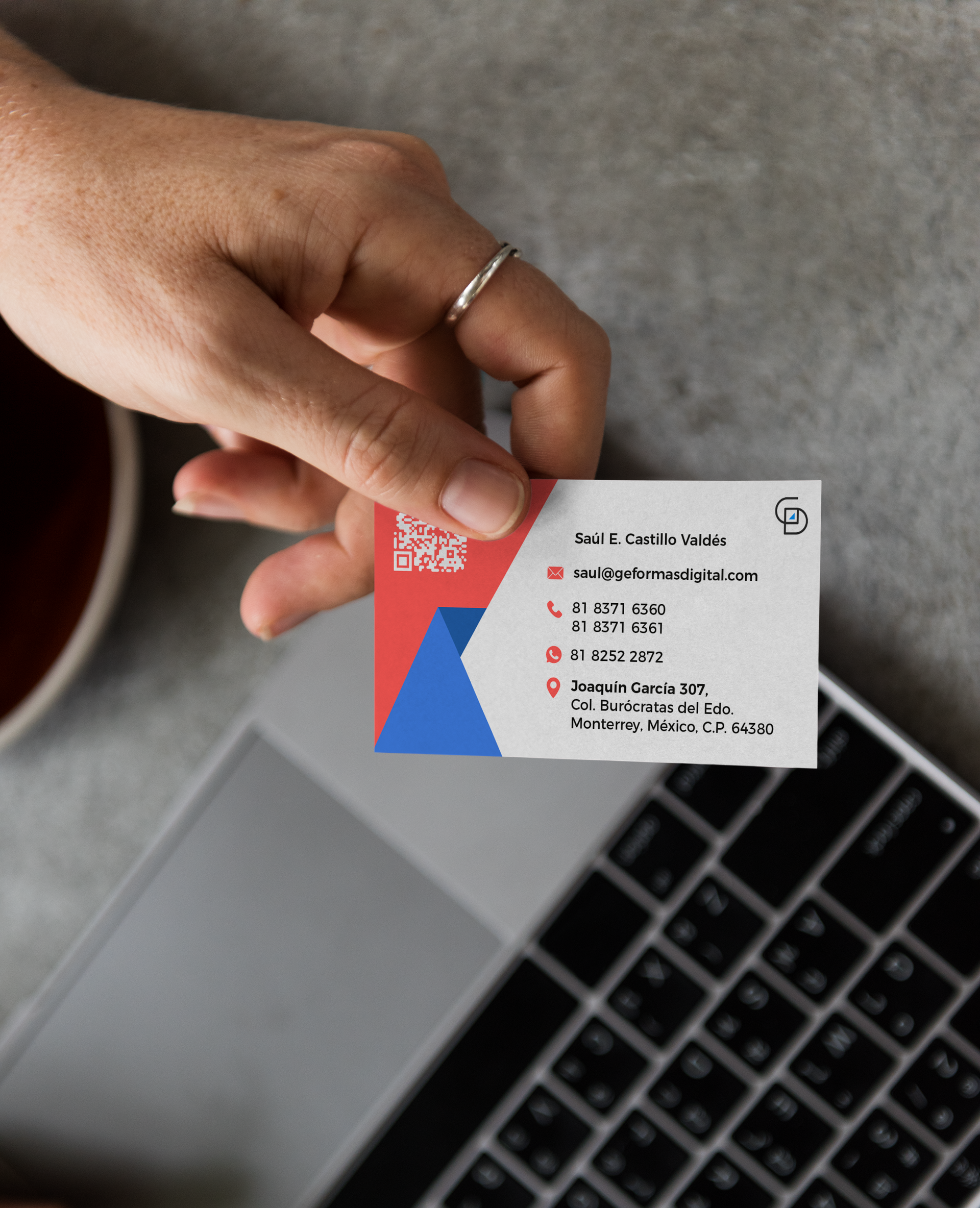 Tarjetas de presentación y credenciales de pvc impresas en Geformas 