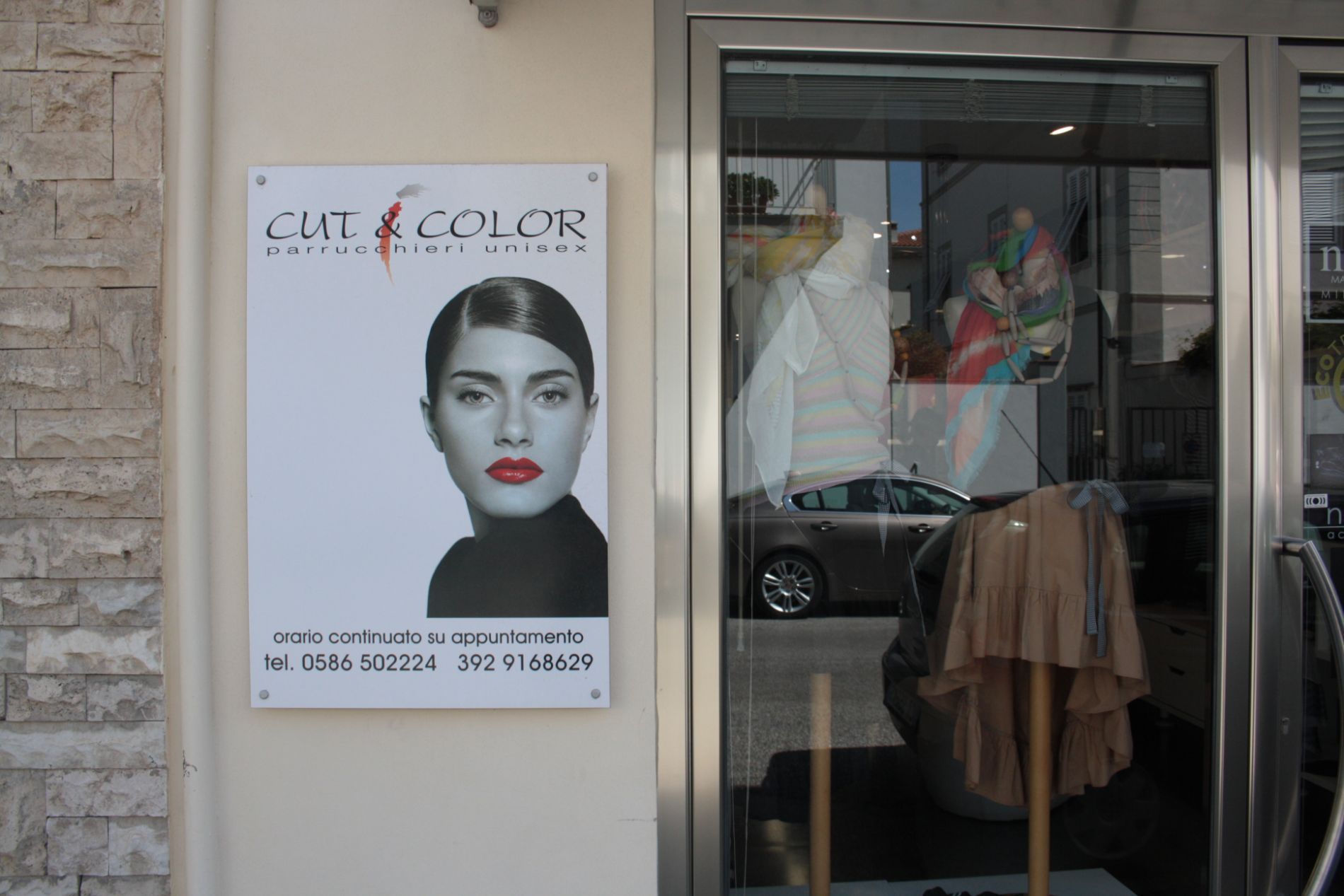 Salone di parrucchieri e non solo