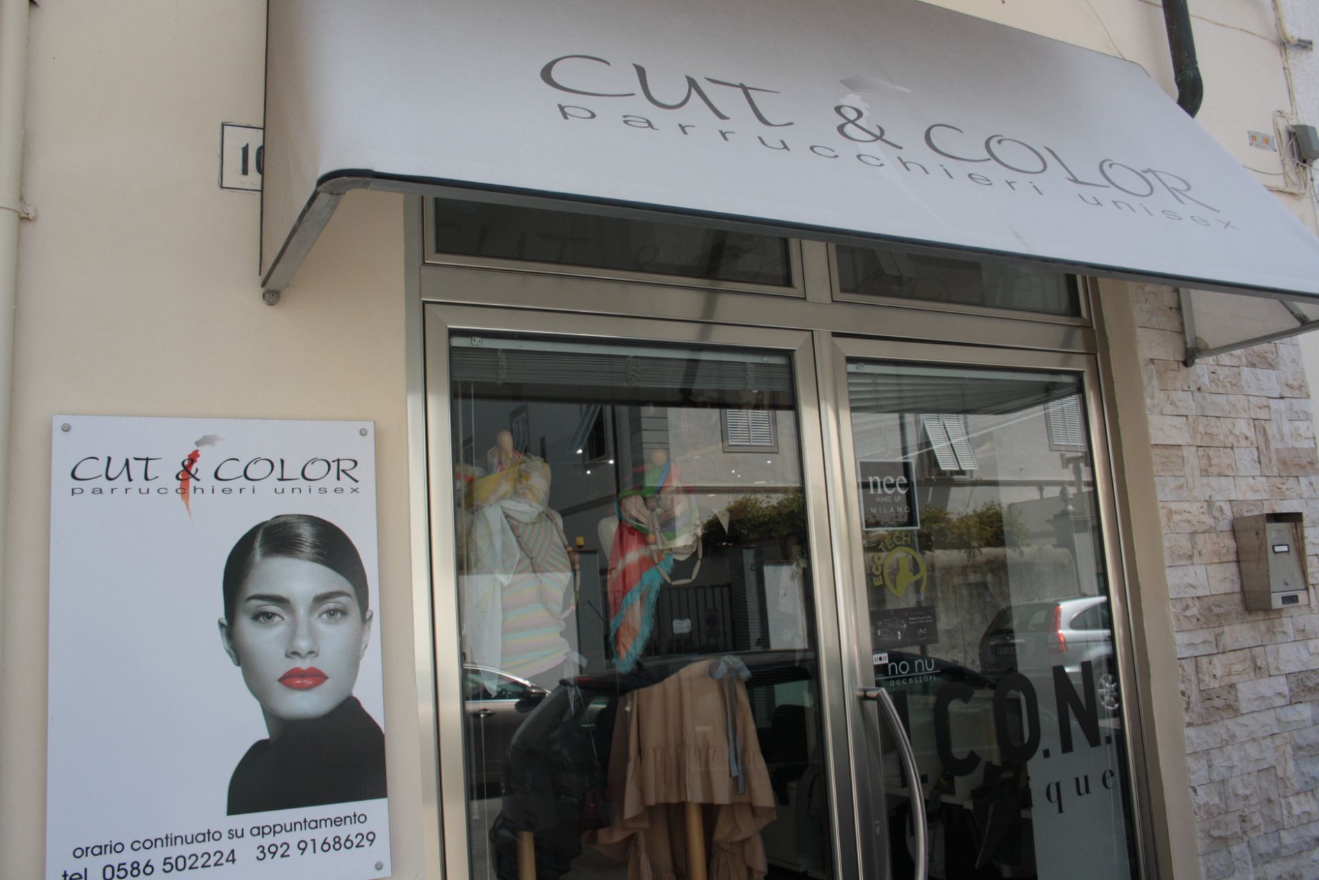 Il negozio Cut & Color