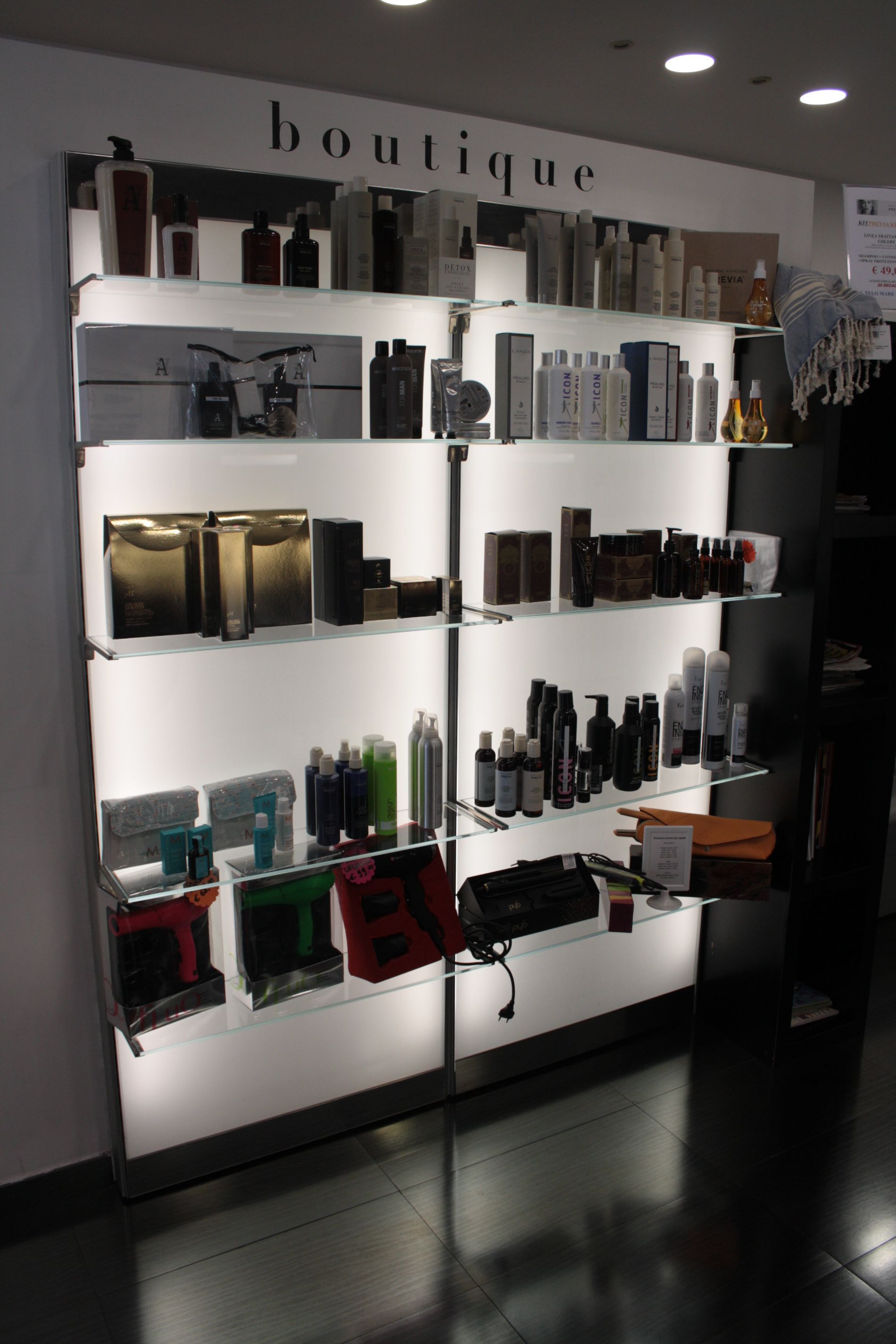 Vendita di prodotti per capelli