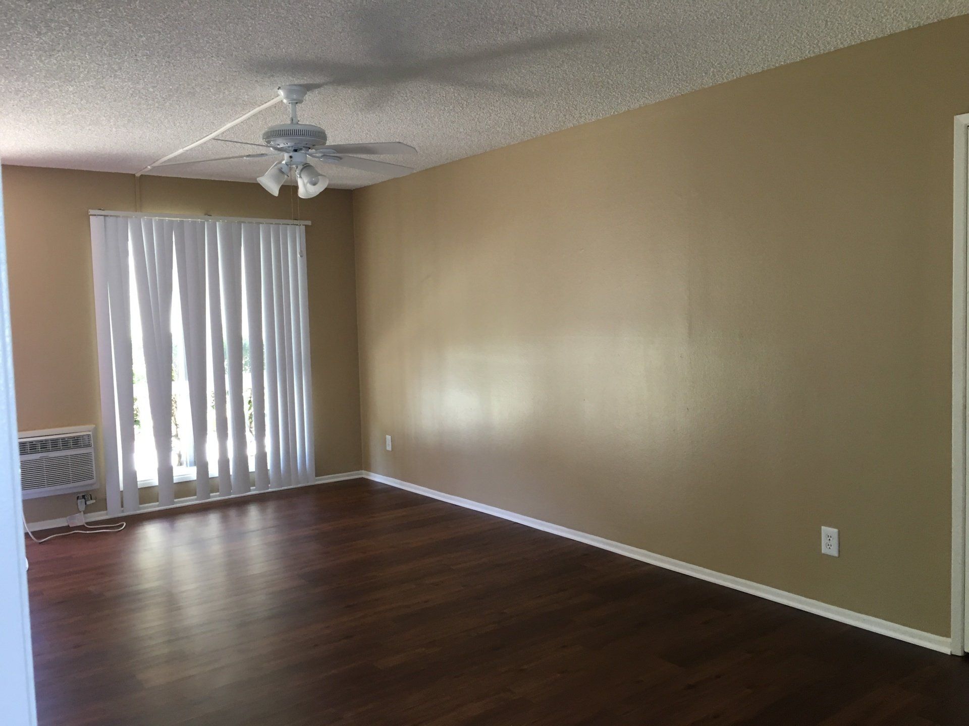 Living Room | Rancho Yorba Apartments