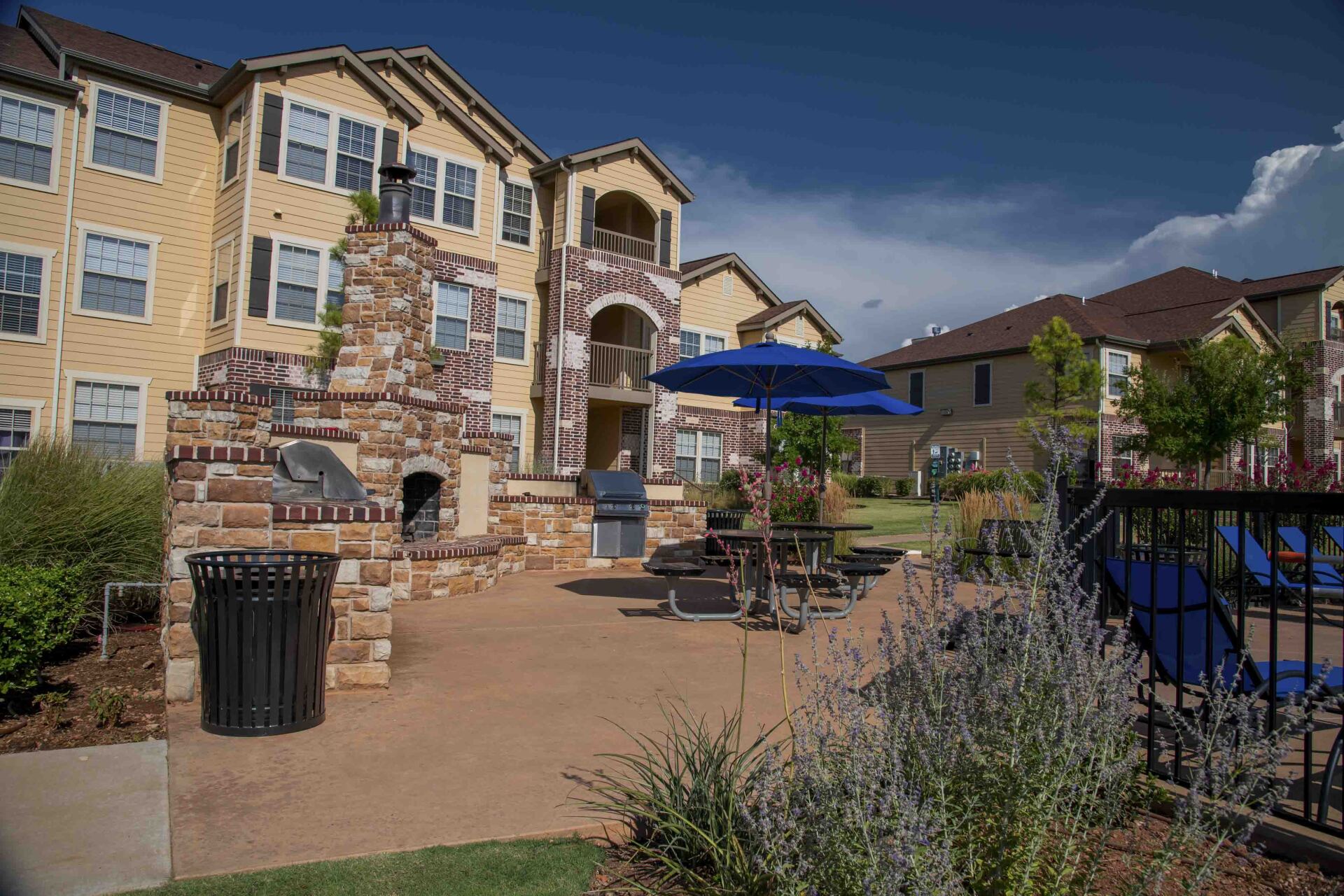 villas at canyon ranch pool area