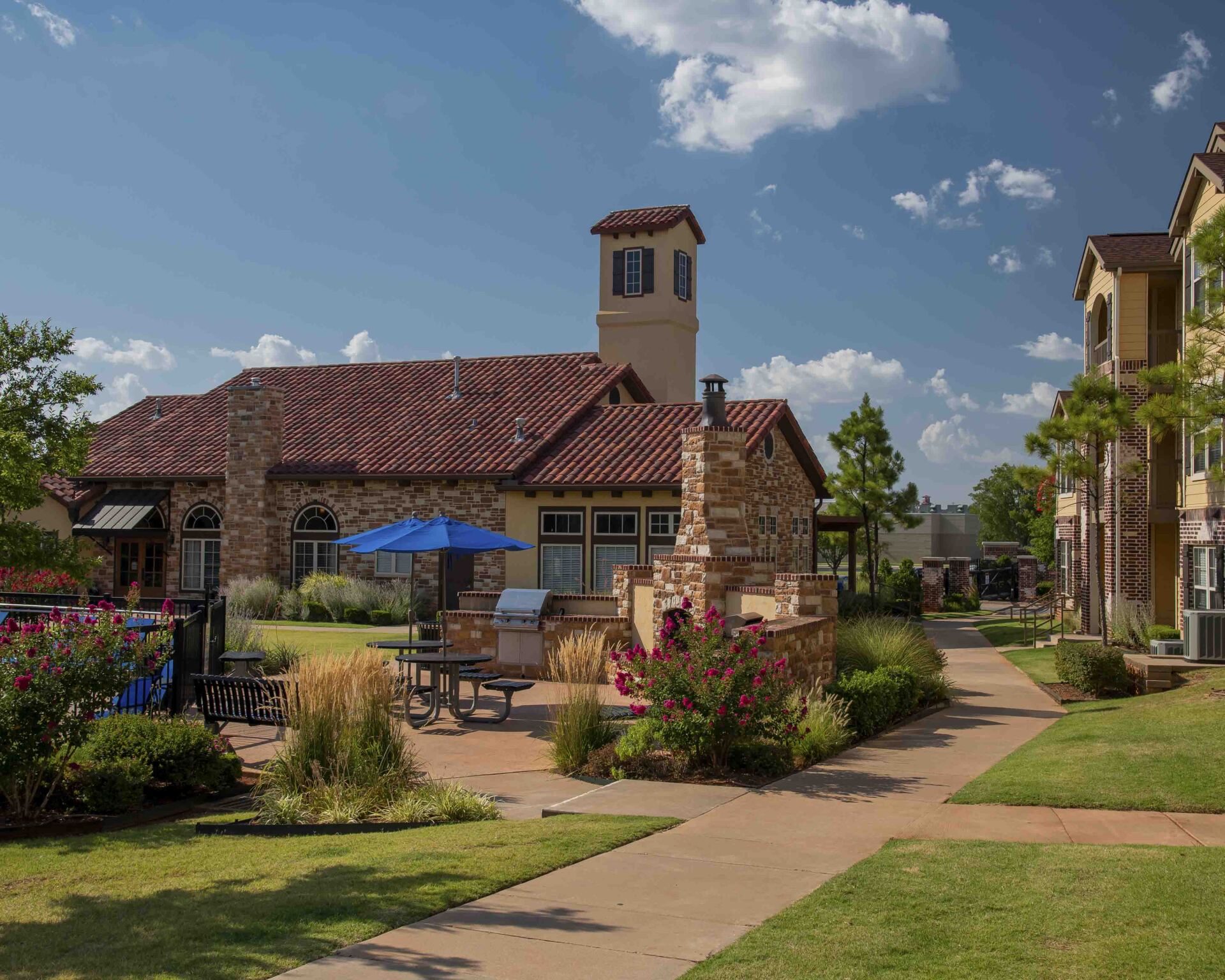 villas at canyon ranch exterior
